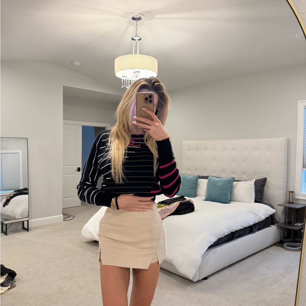 Tan skort 🤍